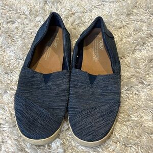 Navy Blue TOMS slide on shoes